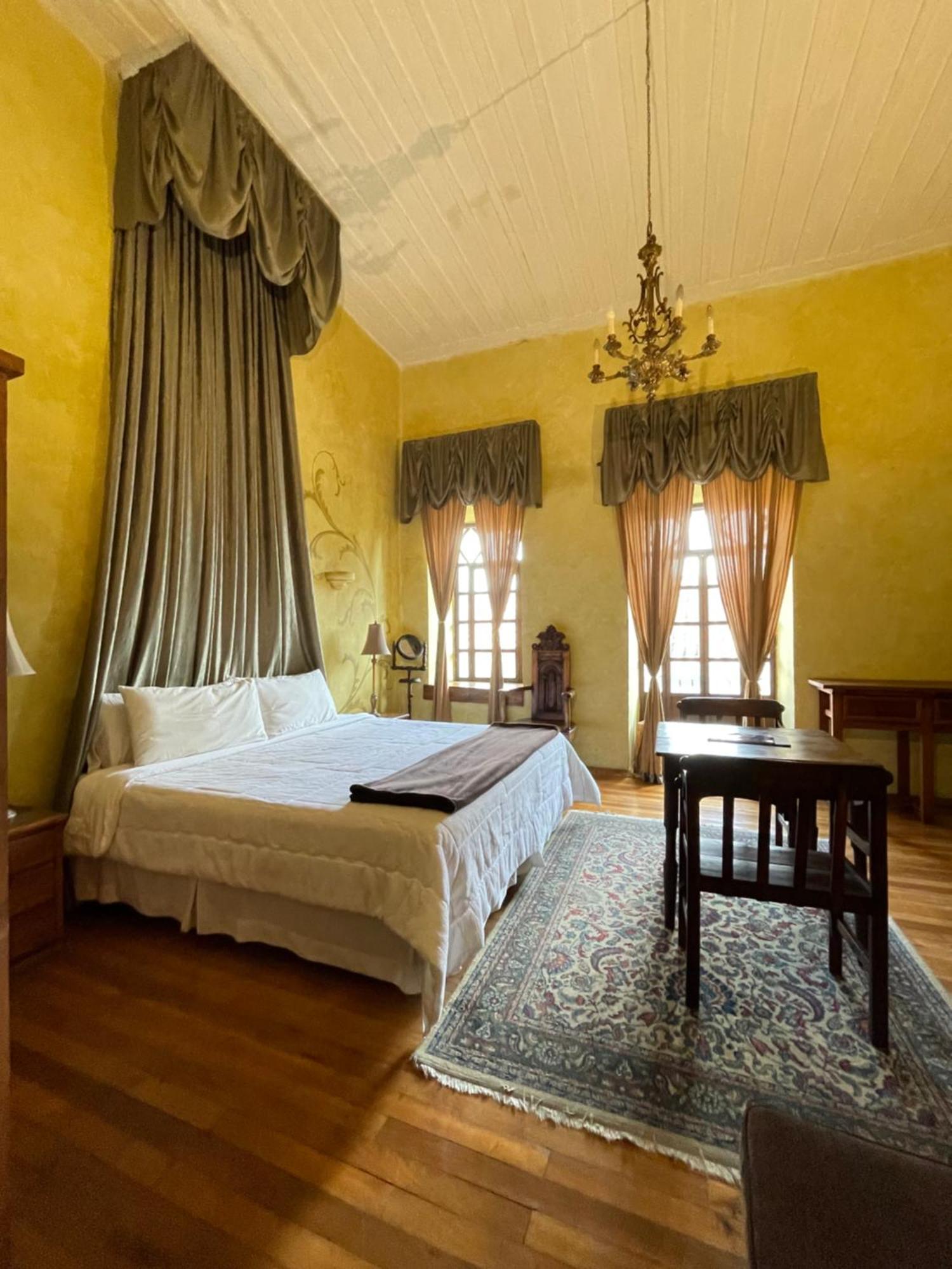 Nass Casa Del Aguila Otel Cuenca Dış mekan fotoğraf