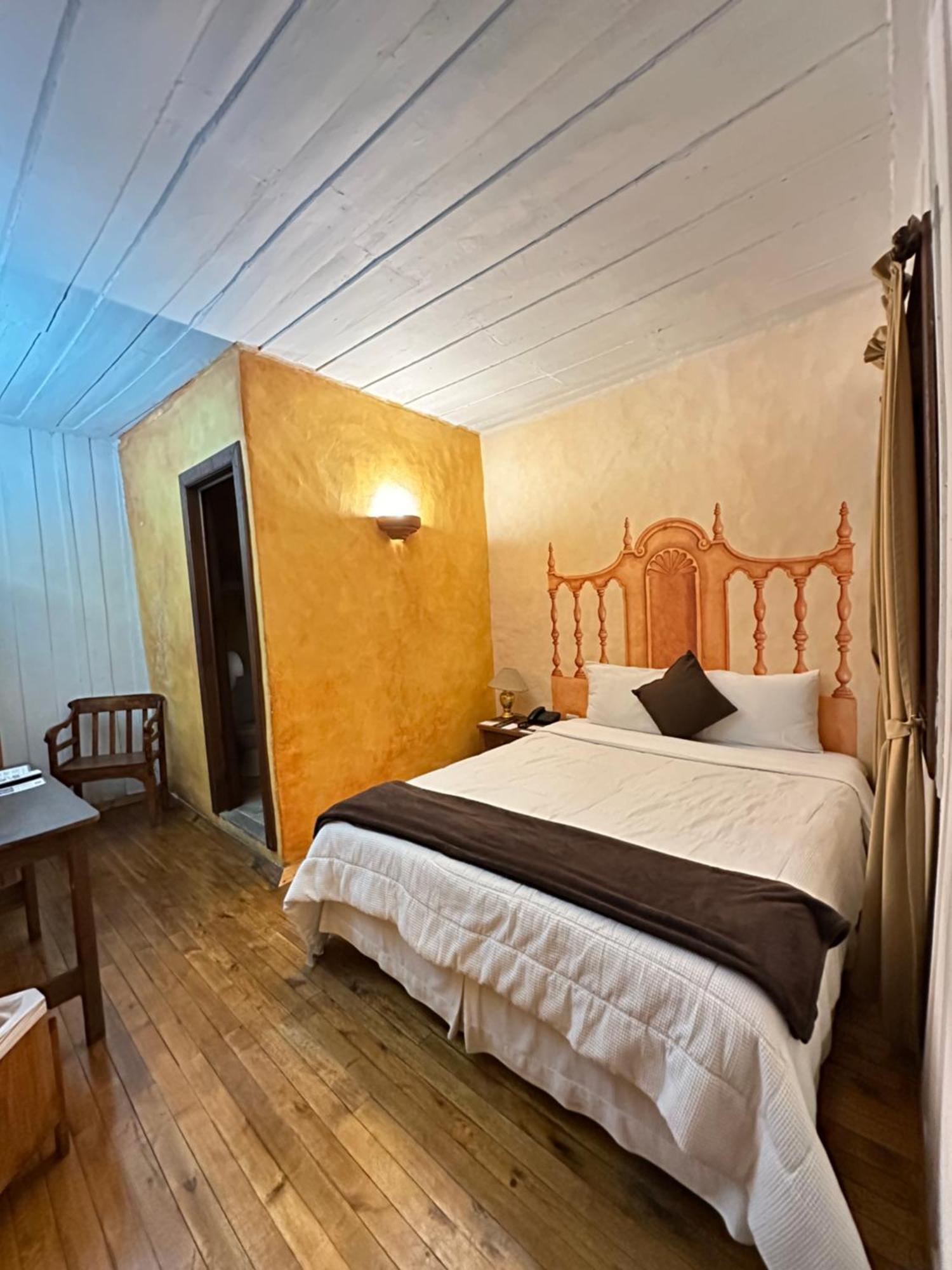 Nass Casa Del Aguila Otel Cuenca Dış mekan fotoğraf